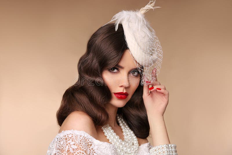 Elegant woman portrait in retro hat. Beautiful girl wears in pea