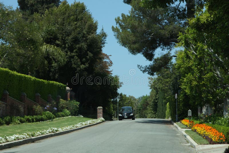 Elegante Straße in Bel-Air, Kalifornien