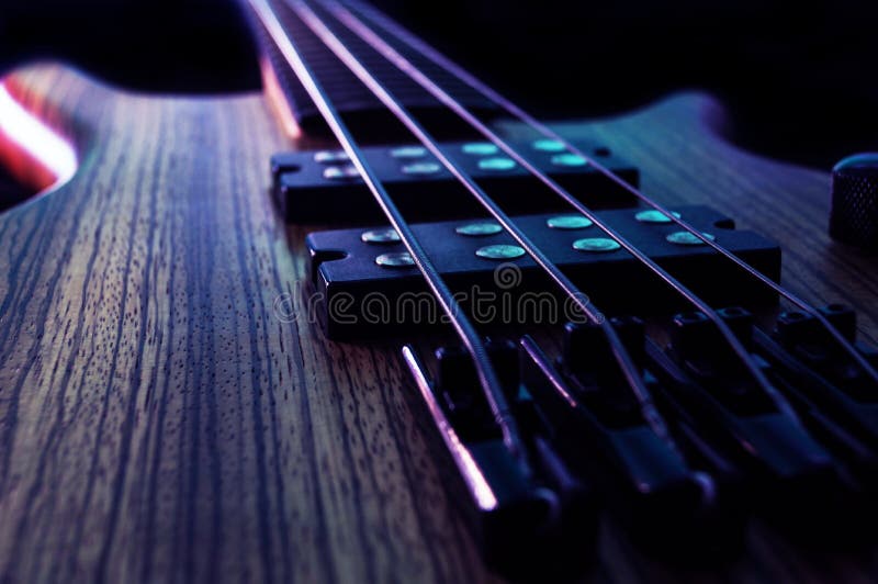 Elektrisk Bass Strings detalj royaltyfri fotografi Elektrisk Bass Strings detalj royaltyfri fotografi