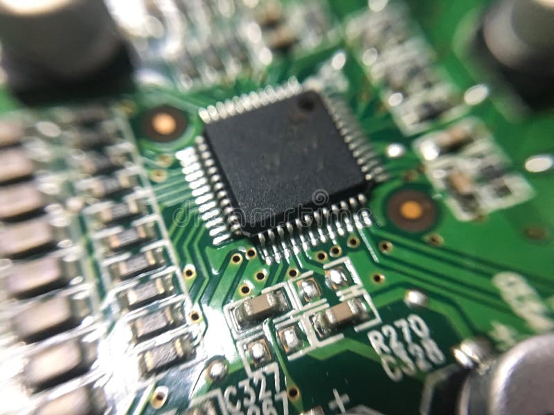 Elektronika rozdzielają na głównej deski układu scalonego i opornika technologii zdjęcia royalty free Elektronika rozdzielają na głównej deski układu scalonego i opornika technologii zdjęcia royalty free