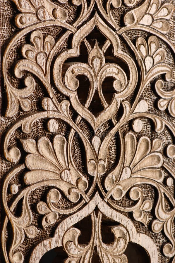 Elementos decorativos da cinzeladura de madeira fotografia de stock royalty free