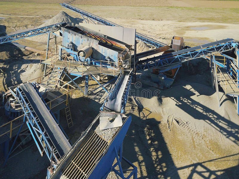 Elements of Equipment for the Extraction and Sorting of Rubble