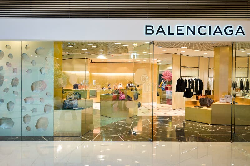 balenciaga boutique roma