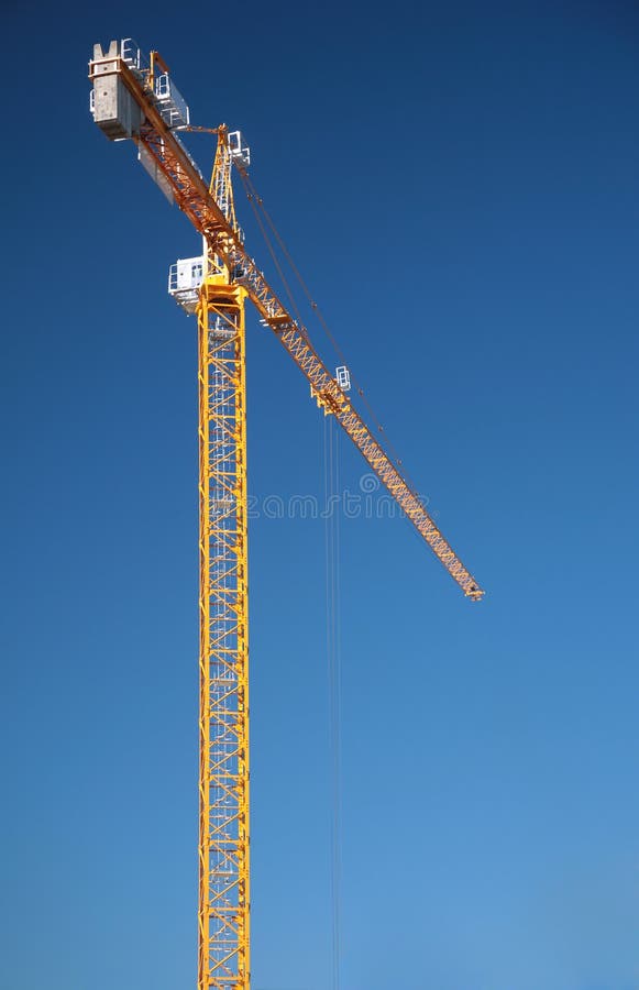 Elevating crane