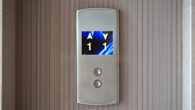 Monitor Digital Do Elevador Mostrando O Número Do Chão Subindo Para Cima E  Para Baixo : Fechar Video Estoque - Vídeo de superior, contagem: 211759123