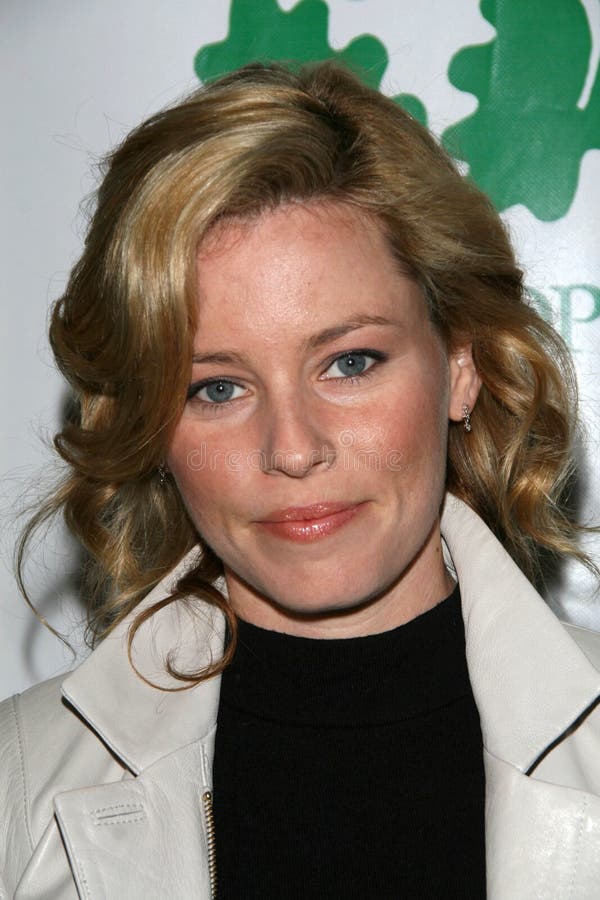 Elizabeth Banks at An Evening Under the Harvest Moon TreePeople's Annual Gala Fundraiser. Warner Bros. Studios, Burbank, CA. 10-13-07