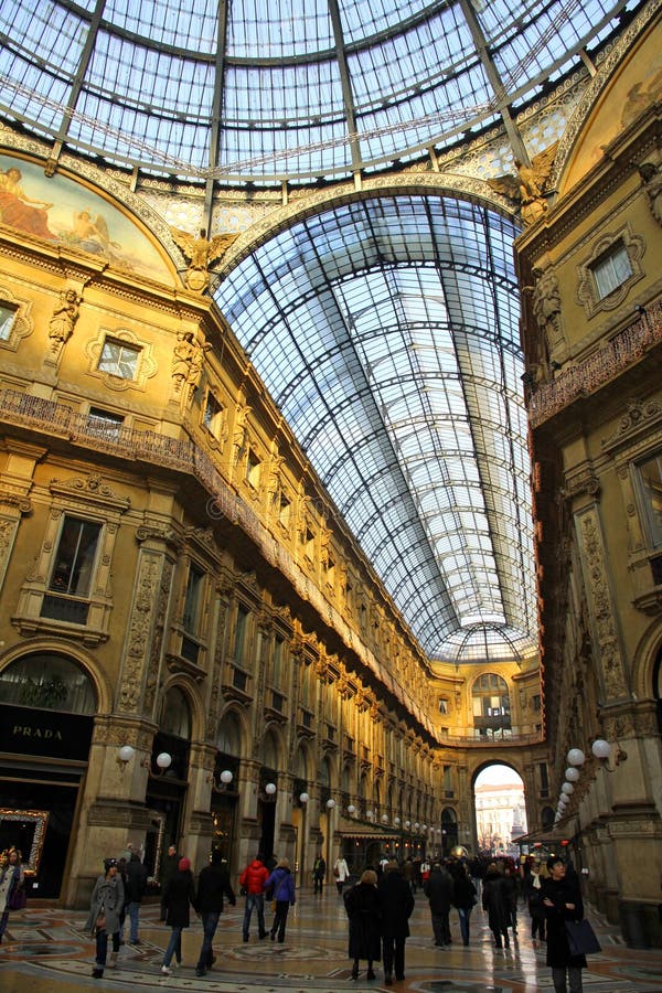 Famous Galleria Vittorio Emanuele shopping Center in Milan, Italy. Famous Galleria Vittorio Emanuele shopping Center in Milan, Italy