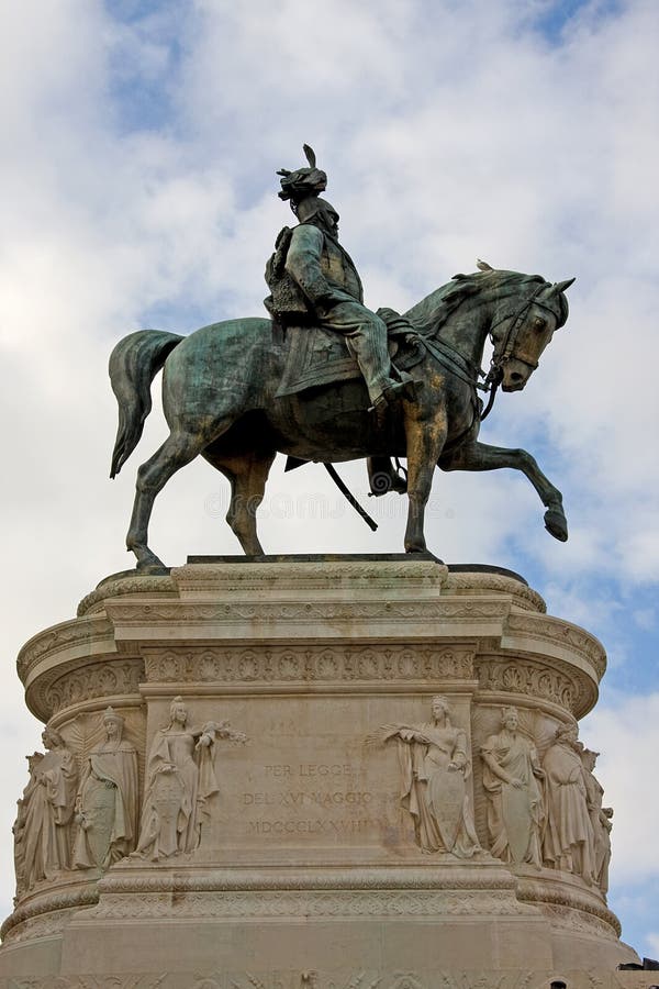 Statue of Vittorio Emanuele on Piazza Venezia in Rome, Italy. Statue of Vittorio Emanuele on Piazza Venezia in Rome, Italy.