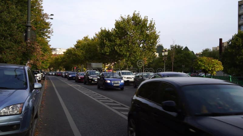 Embouteillage aux heures de pointe pollution des voitures et embouteillage clips vidéos