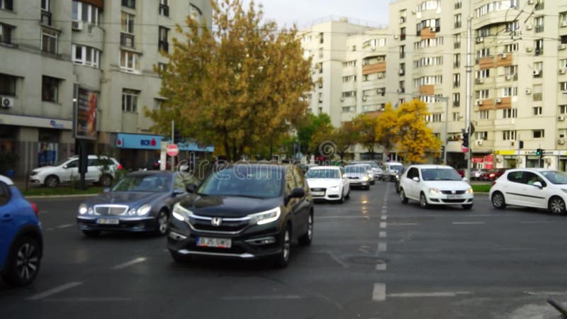 Embouteillage aux heures de pointe pollution des voitures et embouteillage banque de vidéos