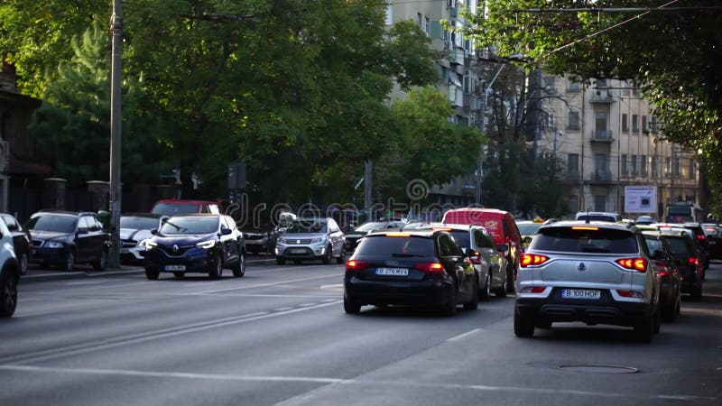 Embouteillage aux heures de pointe pollution des voitures et embouteillage banque de vidéos