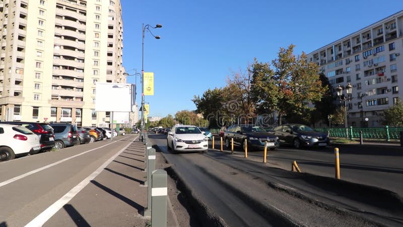 Embouteillage aux heures de pointe pollution des voitures et embouteillage banque de vidéos