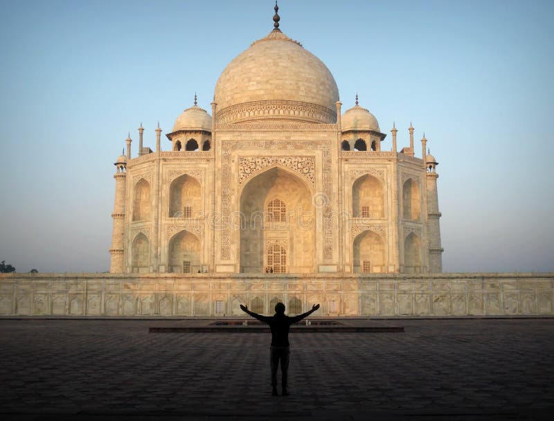 Embracing Taj Mahal