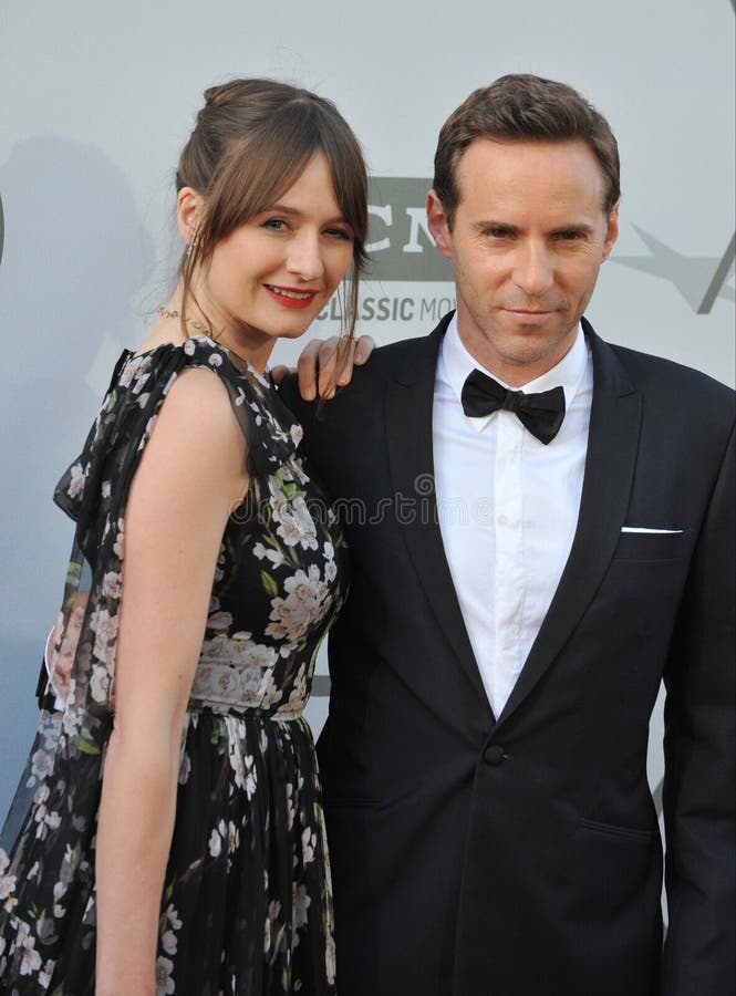 Download Emily Mortimer Y Alessandro Nivola Imagen editorial - Imagen de agente, longitud: 44857240