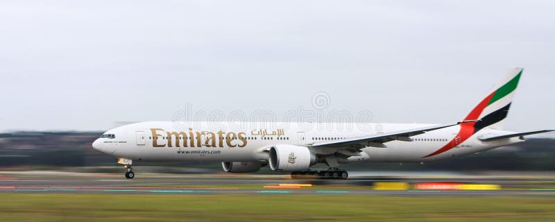 Emirates Boeing 777-200 Taking Off. Editorial Photo - Image of aviation ...