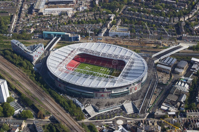 Emirates Stadium editorial photo. Image of football, structure 18396856
