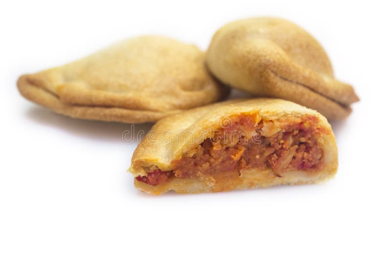 Empanadillas espagnols typiques ou chiffre d'affaires de thon petit images libres de droits Empanadillas espagnols typiques ou chiffre d'affaires de thon petit images libres de droits