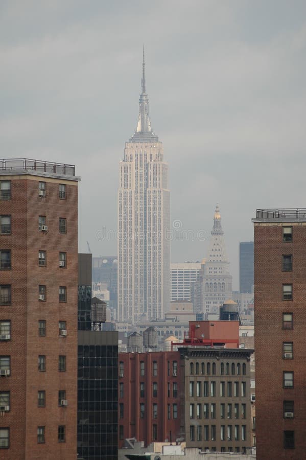 Empire state Building contrast