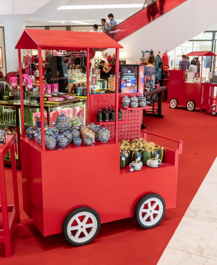 Emporium, Бангкок, Таиланд, 3-ье февраля 2019 стоковое изображение rf Emporium, Бангкок, Таиланд, 3-ье февраля 2019 стоковое изображение rf