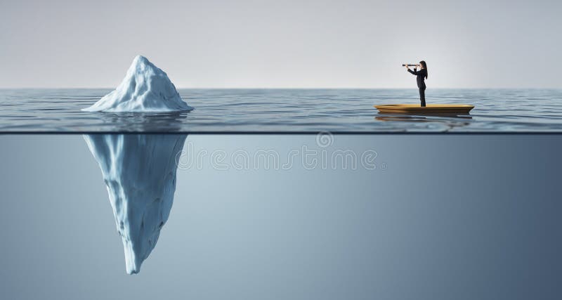 Empresaria en un bote mirando a través de un telescopio en un iceberg flotante que revela una enorme parte oculta bajo el agua. Co foto de archivo