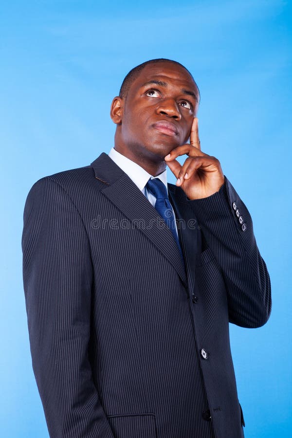 Empresário africano a pensar imagem de stock royalty free