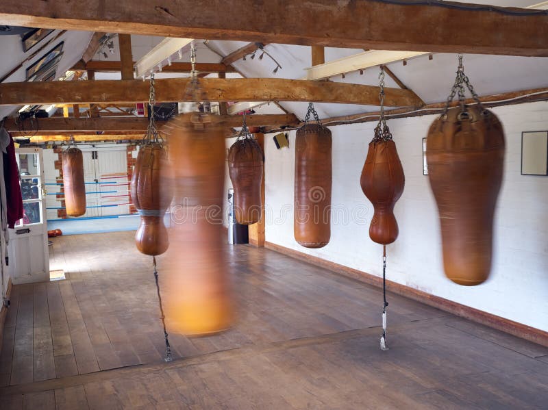 Empty Heavy Bag atelieryuwa.ciao.jp