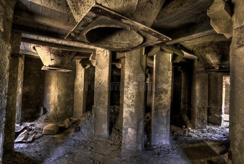 Empty industrial room stock image. Image of paint, broken 10081789