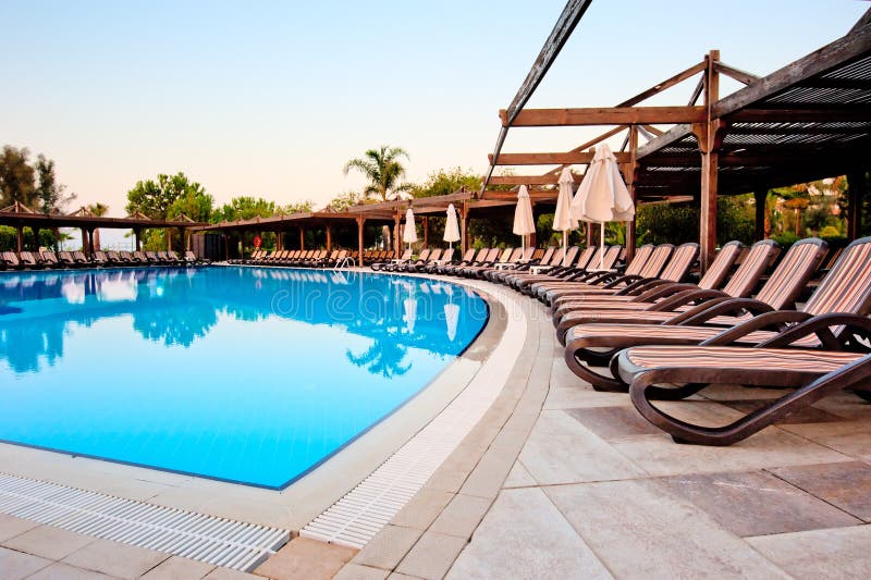 hotel quality pool loungers