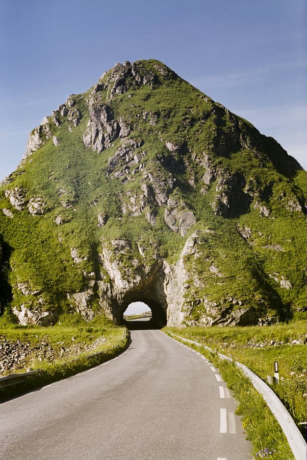 Empty route and small tunnel