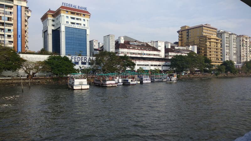 En afton i Kochi en stad i Kerala arkivfoto En afton i Kochi en stad i Kerala arkivfoto