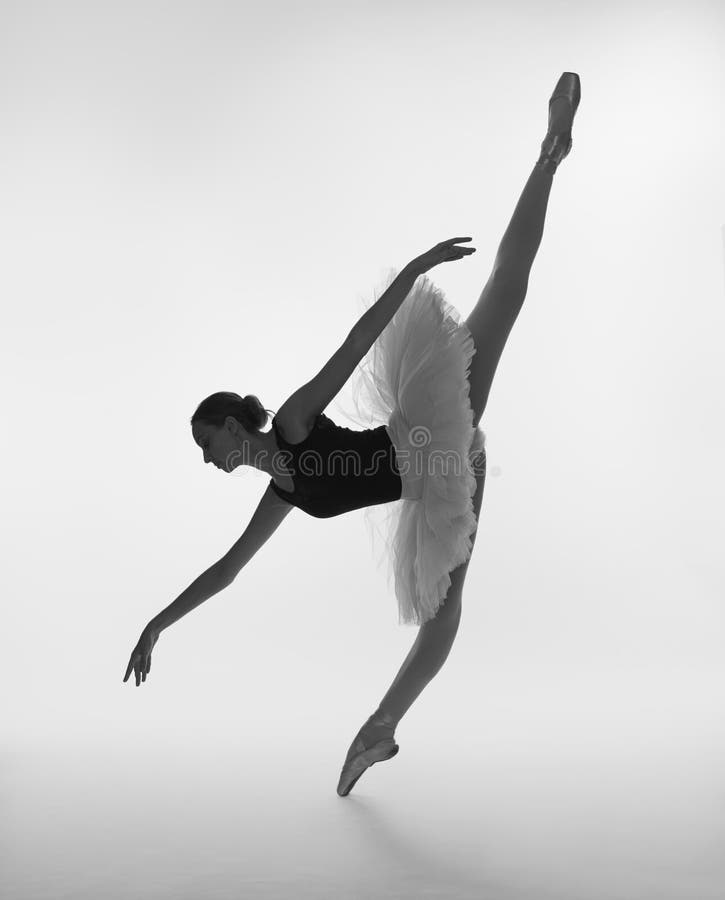 En balettdansör i en balettballerinakjol