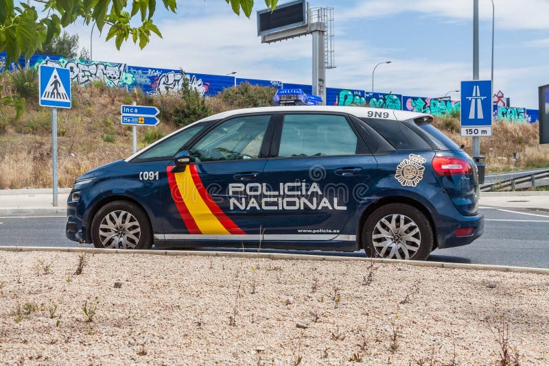 En bil till polisen på Mallorca arkivbild En bil till polisen på Mallorca arkivbild