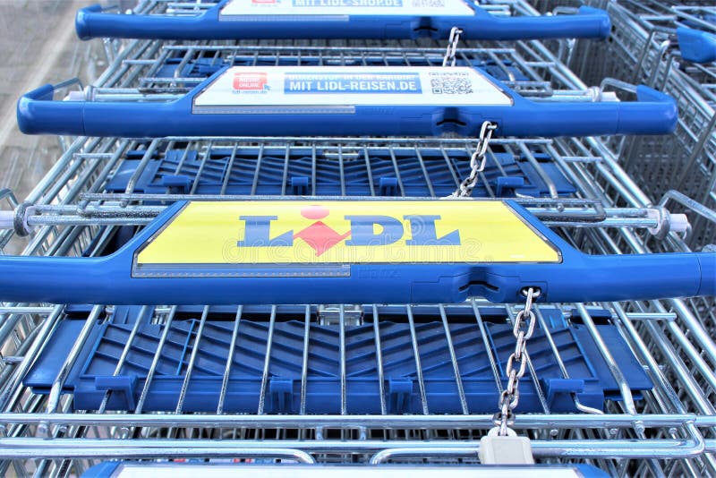 Download En Bild Av En LIDL-supermarketlogo - Melle/Tyskland - 08/06/2017 Redaktionell Fotografering för Bildbyråer - Bild av cheap, begrepp: 106835604