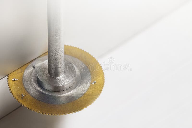 End Mill Cutting Aluminium Billet. Circular Milling Machine Make Hole