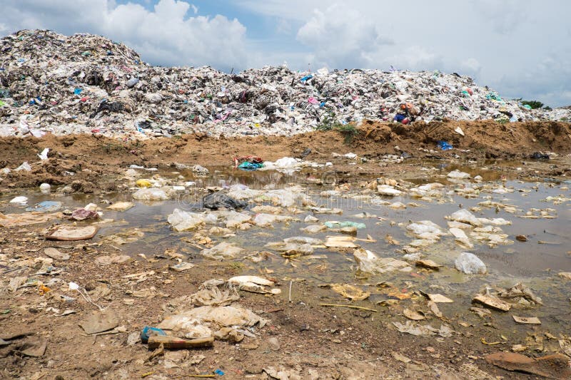 19,724 Trash Heap Photos Free & RoyaltyFree Stock Photos from Dreamstime