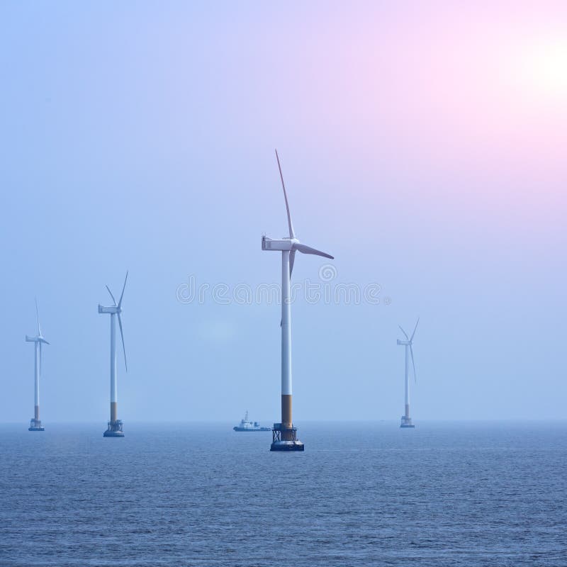 Energi för frånlands- vind arkivbild Energi för frånlands- vind arkivbild