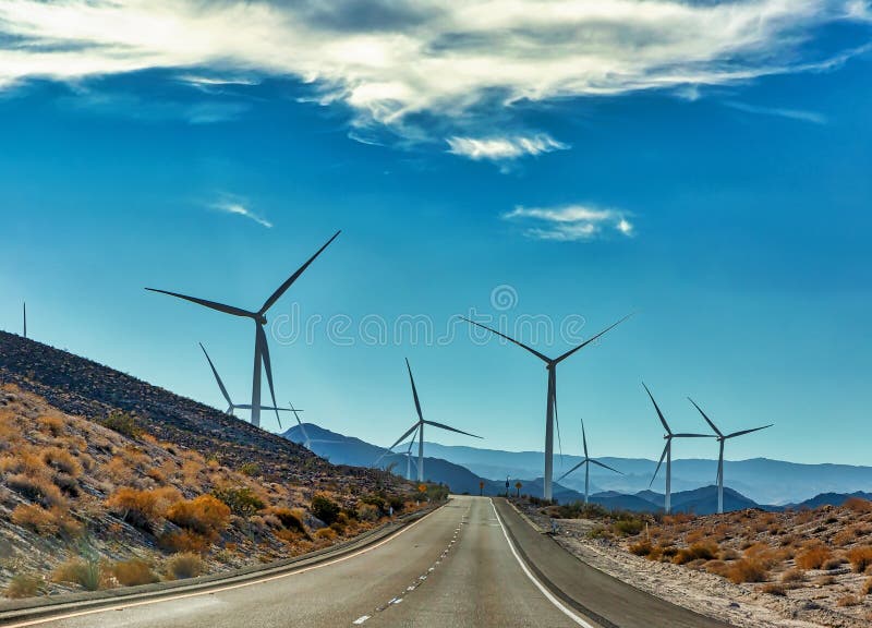 Energía eólica muerta a continuación en California imágenes de archivo libres de regalías Energía eólica muerta a continuación en California imágenes de archivo libres de regalías