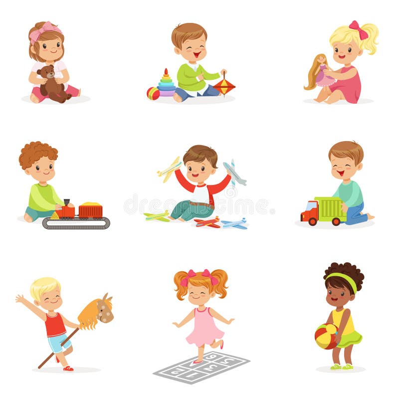 Enfants mignons jouant avec différents jouets et jeux ayant l'amusement sur leur propre enfance appréciant