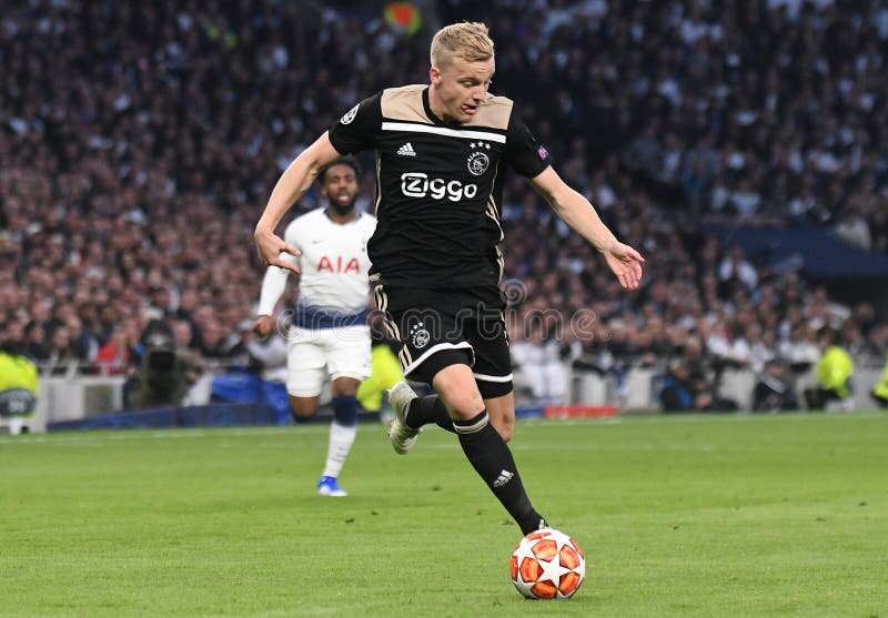 Donny van de Beek of Ajax