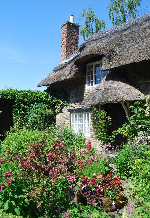 English cottage garden