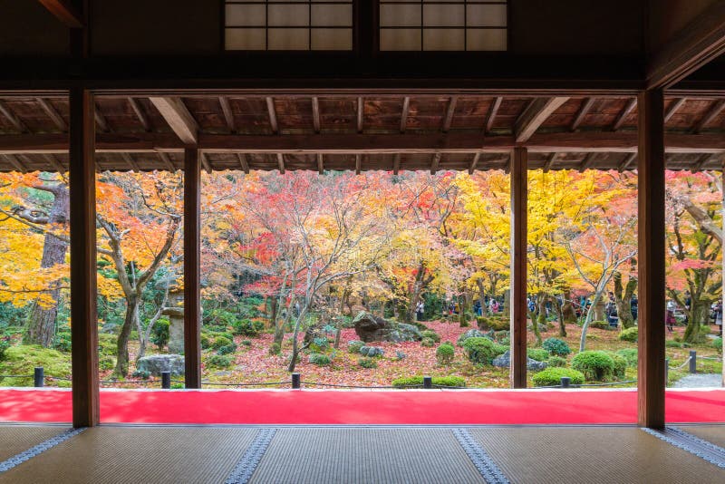 Enkojitempel in de herfst in Kyoto Japan royalty-vrije stock afbeelding Enkojitempel in de herfst in Kyoto Japan royalty-vrije stock afbeelding