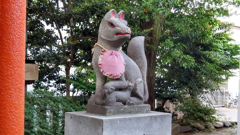 The shrine was dedicated in the Keicho era (1596-1615) by Saikaku Hoin, founder of the former Betsudo Enokudozan Jyoshoji Temple, and was honored with the name Enokido Inari-sha.https: youtu.be vIMAvnt6sP0. The shrine was dedicated in the Keicho era (1596-1615) by Saikaku Hoin, founder of the former Betsudo Enokudozan Jyoshoji Temple, and was honored with the name Enokido Inari-sha.https: youtu.be vIMAvnt6sP0