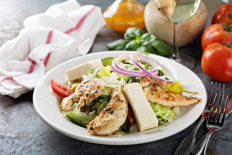 Ensalada de pollo asada a la parilla imagen de archivo libre de regalías Ensalada de pollo asada a la parilla imagen de archivo libre de regalías