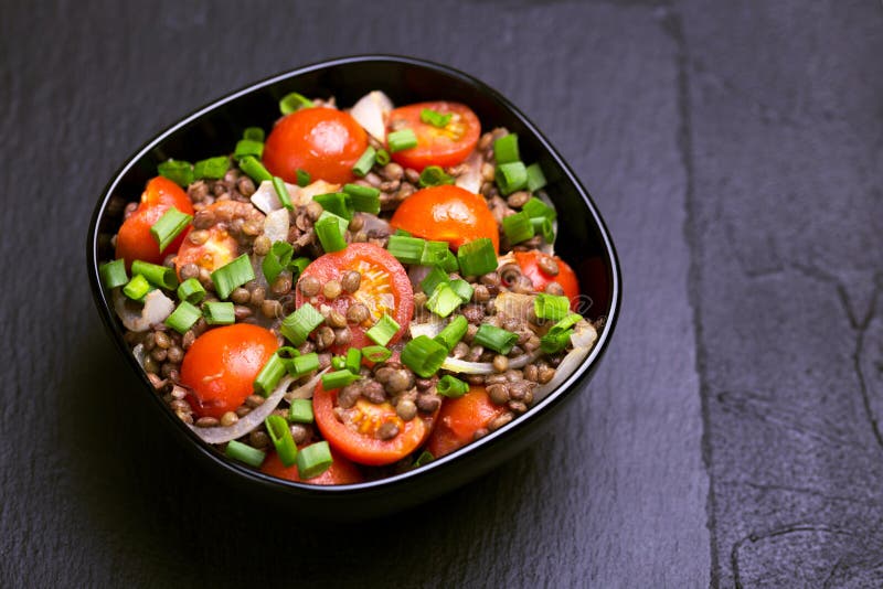 Ensalada india de la lenteja con veggies Comida, vegetariano y v sanos fotos de archivo libres de regalías