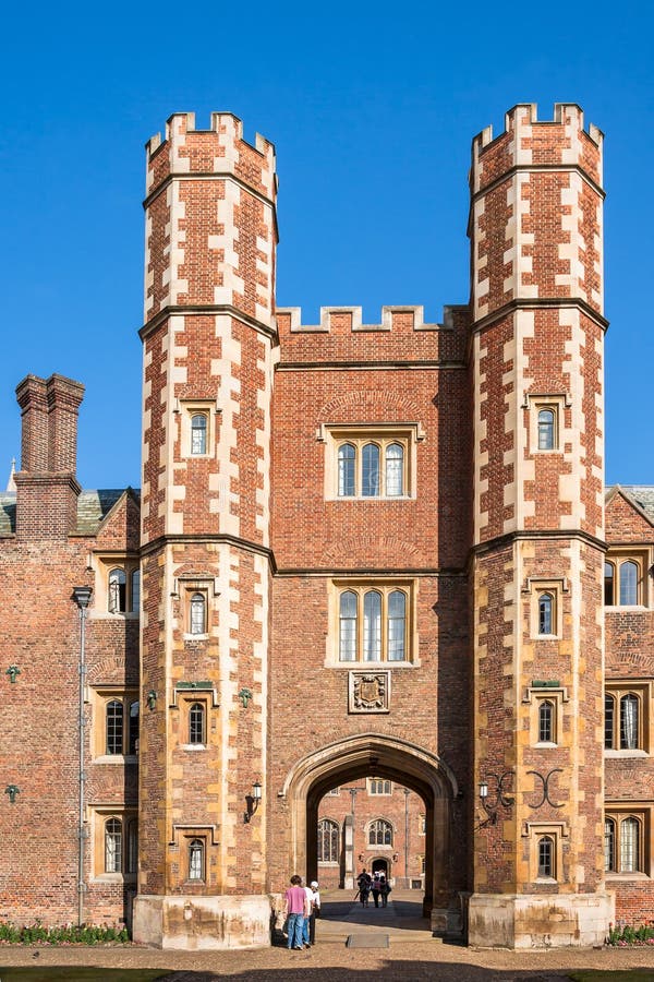 Entrada de la universidad de St Johns en Universidad de Cambridge Cambridge, fotografía de archivo Entrada de la universidad de St Johns en Universidad de Cambridge Cambridge, fotografía de archivo