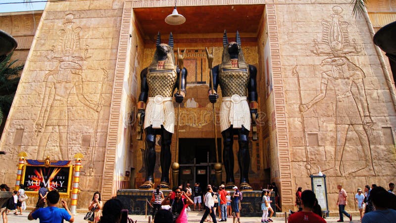 entrance-to-revenge-mummy-indoor-dark-ride-ancient-egypt-universal-studios-singapore-38650264.jpg