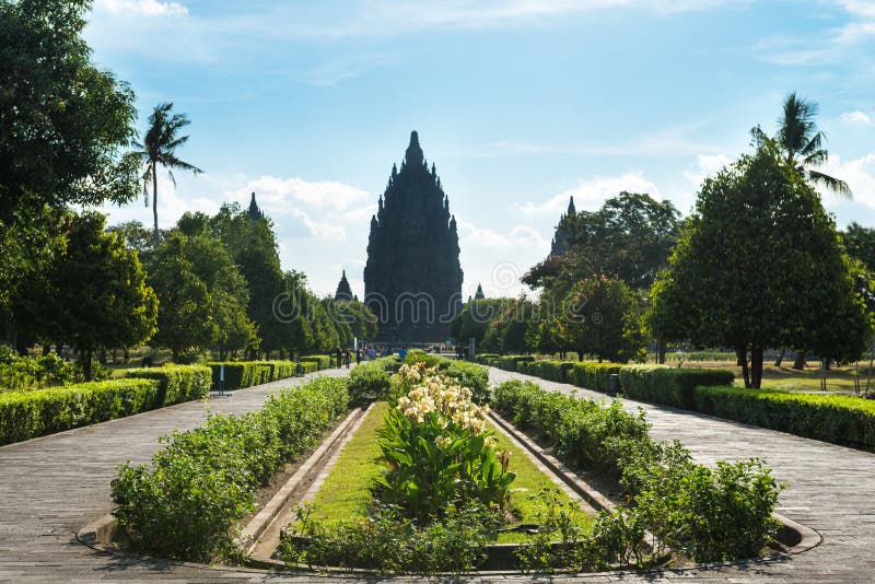 Ingresso al tempio indù di Prambanan. Yogyakarta, Giava, Indonesia fotografia stock libera da diritti