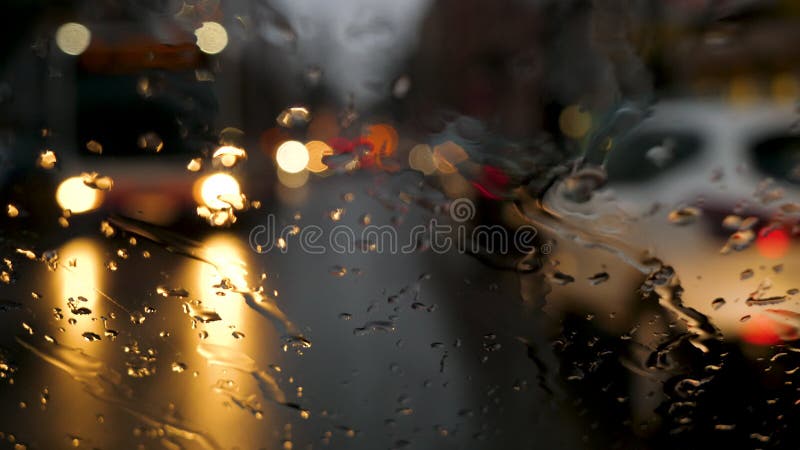 Entraînement dans une rue- voir les feux tricolores defocused