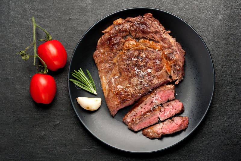 Entrecôte della bistecca di Ribeye immagine stock Entrecôte della bistecca di Ribeye immagine stock