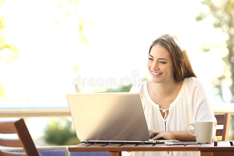 Entrepreneur woman working with a laptop stock photography Entrepreneur woman working with a laptop stock photography